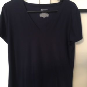 V neck tee